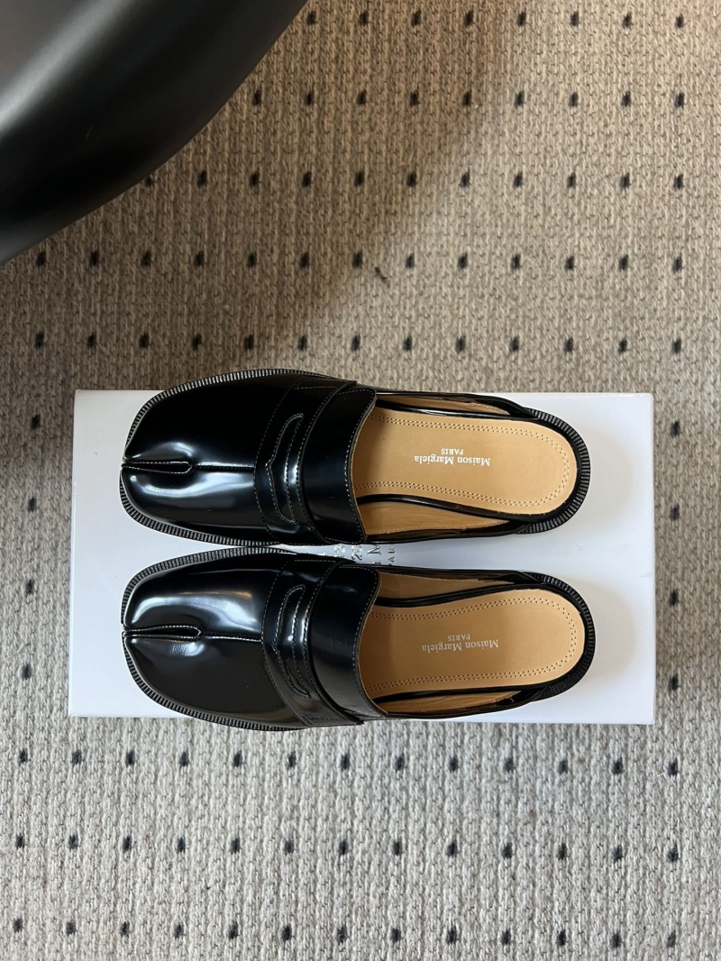 ma1s0n Marg*e1a loafers